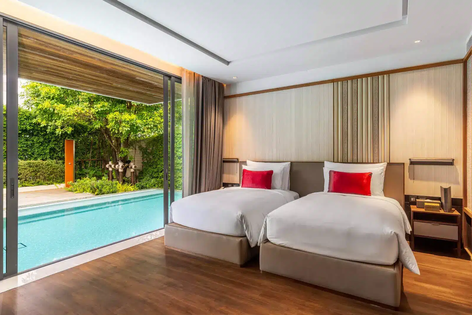 Villa Deva Resort & Hotel Bangkok — Krung Thep Maha Nakhon 10120
